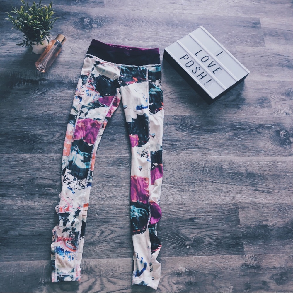 Lululemon leggings!